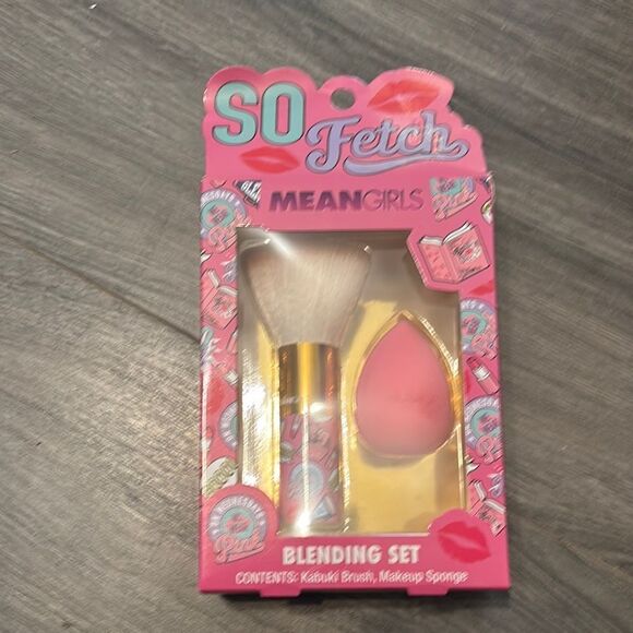 Other - NEW Mean Girls Blending Set with Pink Sponge and Brush